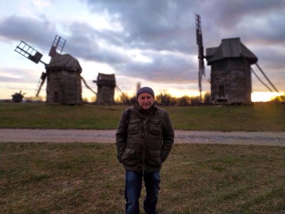 Шевчук Дмитрий - украинский скульптор Шевчук Дмитрий - украинский скульптор